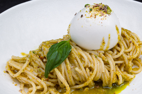 SPAGHETTI WITH PISTACHIO PESTO & BURRATA
