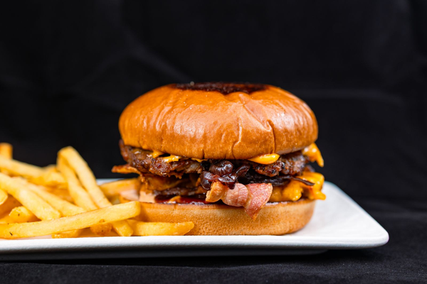 BIG FAMOUS BURGER